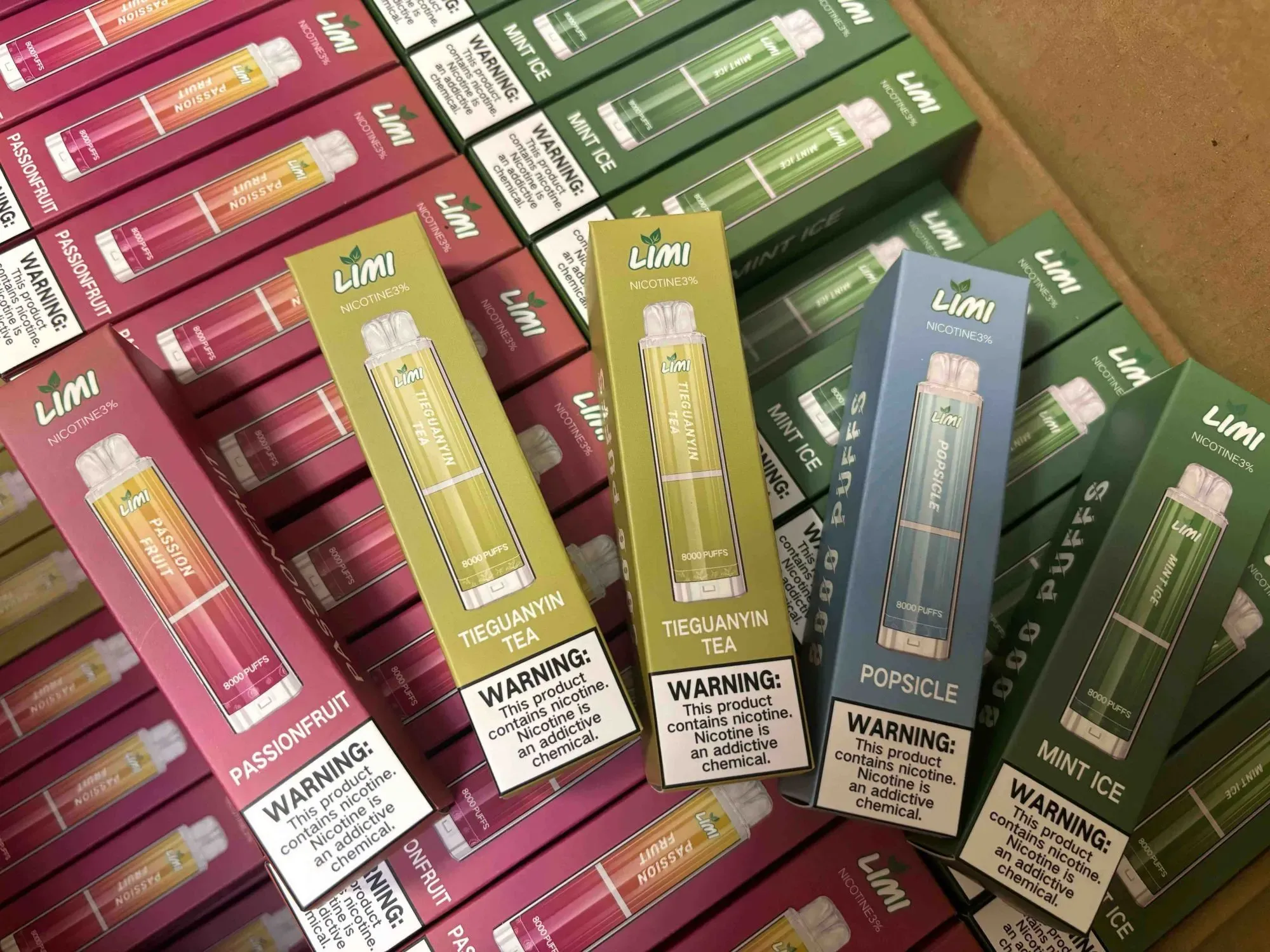 Limi 8000 puffs 一次性電子煙 拋棄式霧化桿 台灣現貨 711到付 1 LIMI